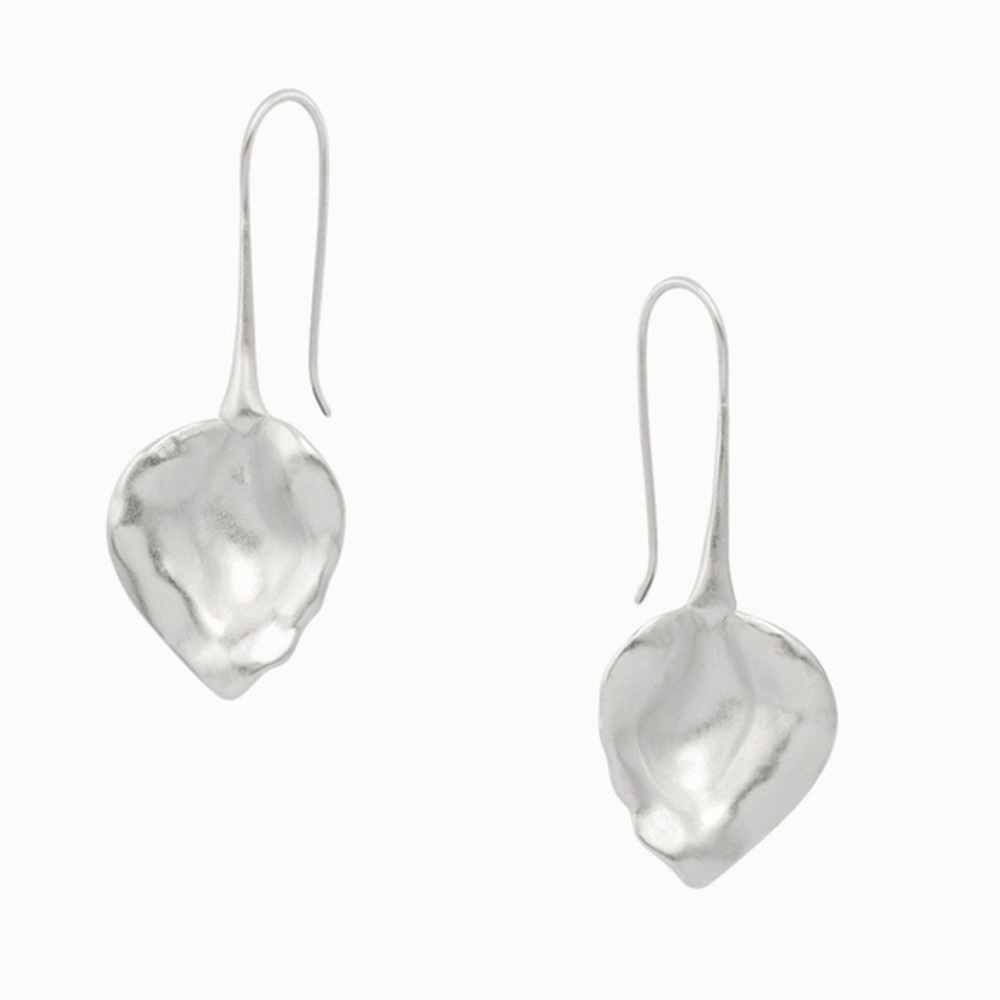 Stella & Dot Esmee Earrings